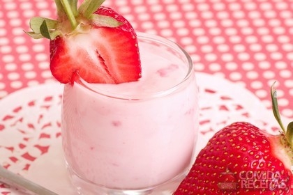 Vitamina de iogurte com frutas