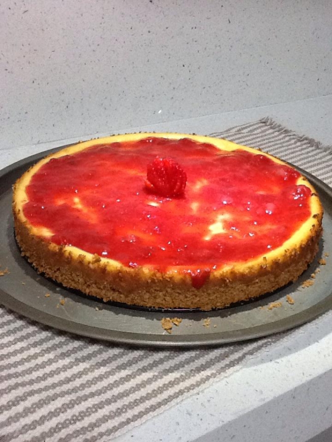 Cheesecake com cobertura de morango