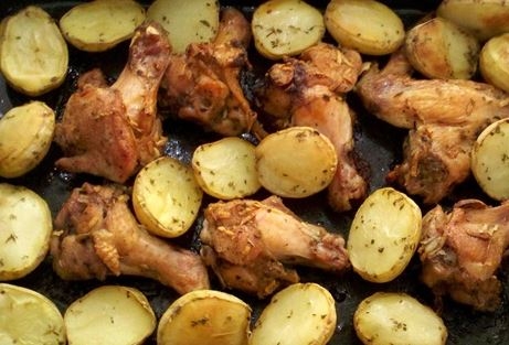 Frango com batatas ao forno