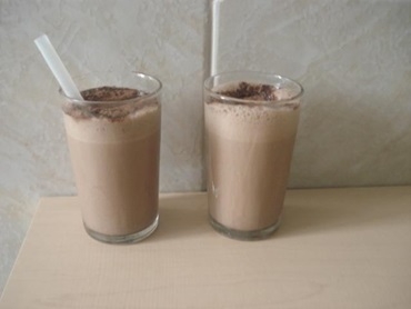 Milk shake de chocolate caseiro