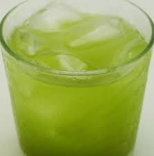 Chá verde gelado