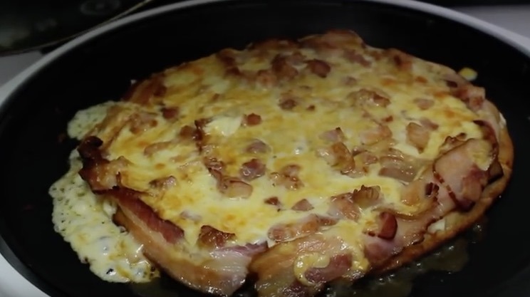 Pizza de Bacon MEGA recheada
