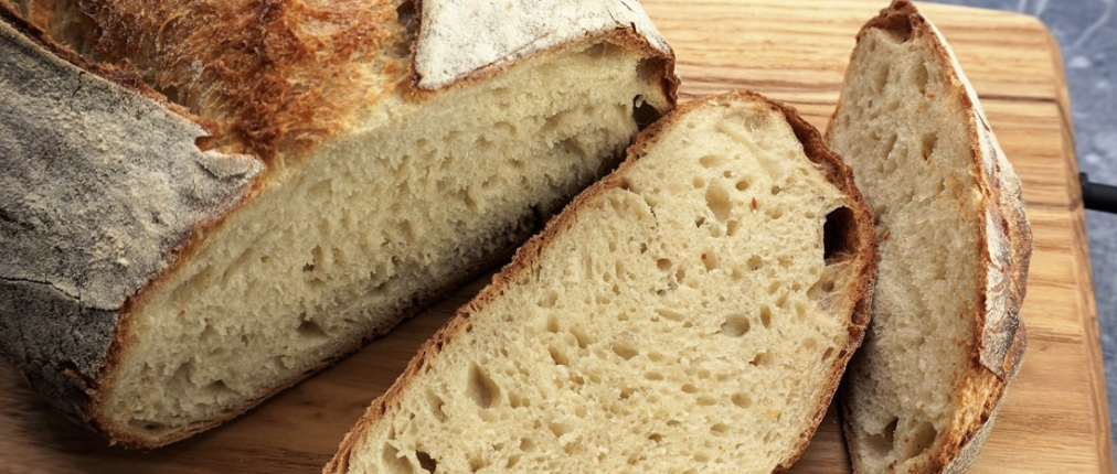 O guia completo do pão caseiro: técnicas, receitas e segredos para o pão perfeito