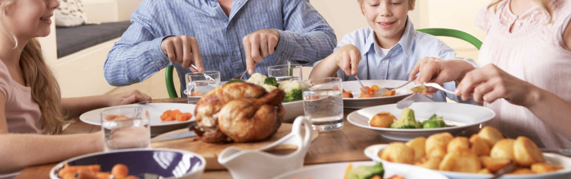 Almoço em Família: 10 Ideias para Reunir a Família em Torno da Mesa